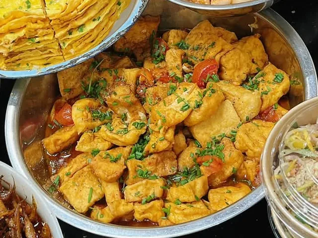 Đậu phụ sốt cà chua